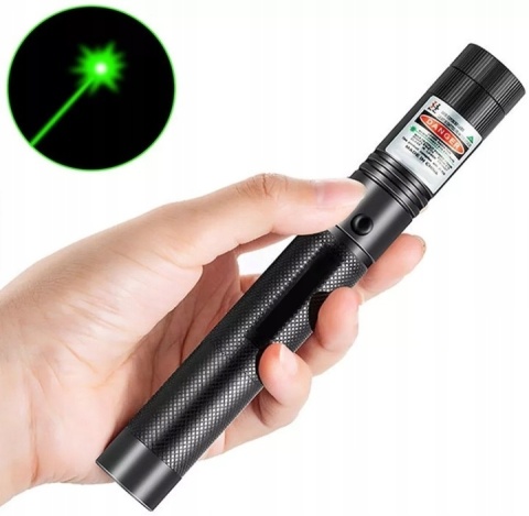 MOCNY WSKAŹNIK LASEROWY LASER POINTER ZIELONY AKU + ŁADOWARKA I NAKŁADKA