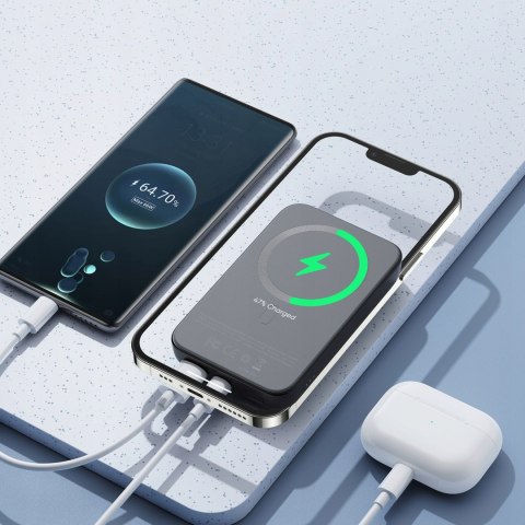 Joyroom Jr-W020 10000Mah 20W Magnetyczny Powerbank Usb-C 3 Porty 15W Czarny