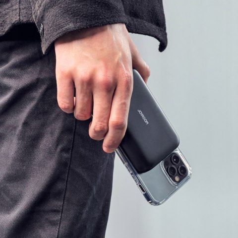 Joyroom Jr-W020 10000Mah 20W Magnetyczny Powerbank Usb-C 3 Porty 15W Czarny