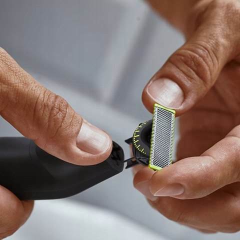 Philips Oneblade Pro 360 - Wielofunkcyjna Golarka Wodoodporna 120Min