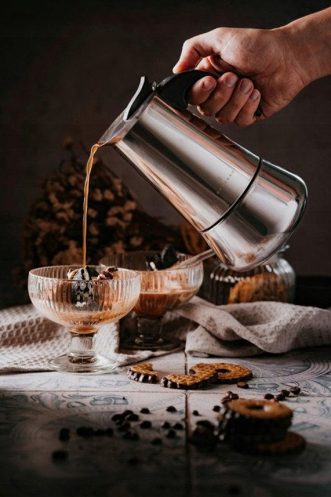 Kawiarka Espresso 9 Filiżanek 450Ml Ze Stali Nierdzewnej Na Indukcję I Gaz