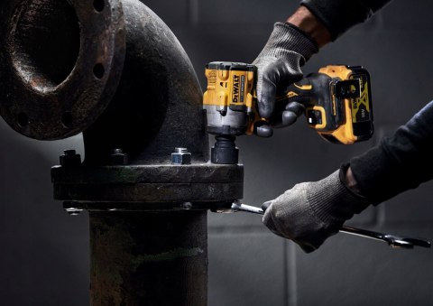 Dewalt Klucz Udarowy 18V Bezszczotkowy 1/2'' Kompakt 406Nm Do Rusztowań