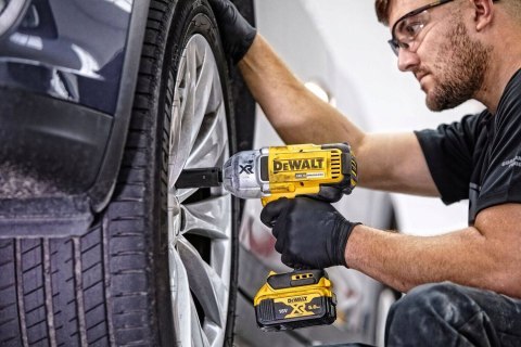 Klucz Udarowy Dewalt 18V 2X5ah 950Nm 1625Nm Rozruch 3-Stopniowa Led Kufer