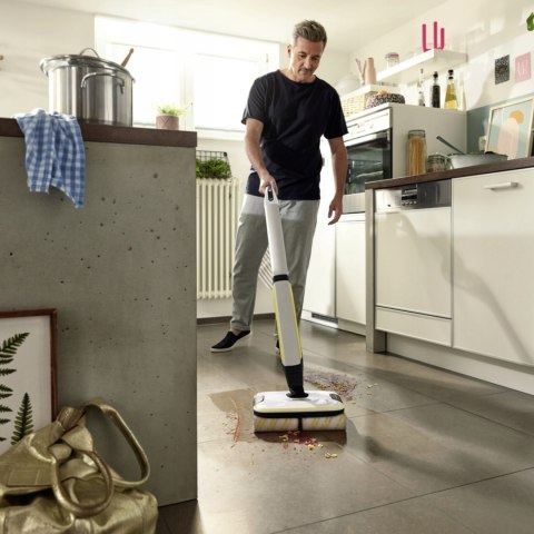 Bezprzewodowy Mop Elektryczny KÄRcher Fc 7 4 Pady 45 Minut, Stacja Dokująca