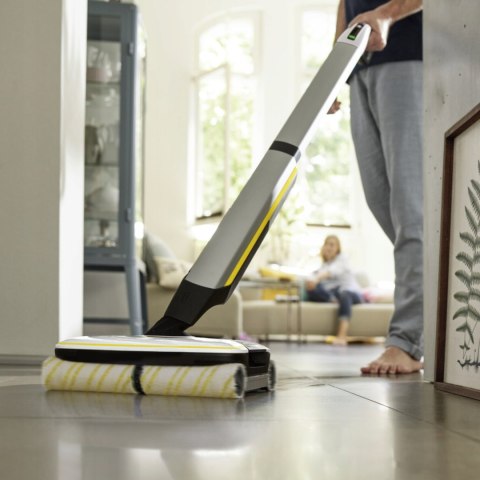 Bezprzewodowy Mop Elektryczny KÄRcher Fc 7 4 Pady 45 Minut, Stacja Dokująca