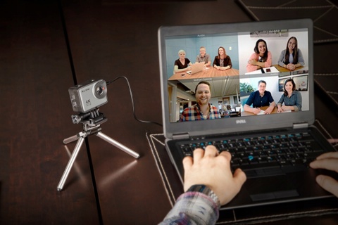 Kamera Sportowa 4K Pro4U z Wi-Fi i Wodoodporną Obudową, Akcesoria