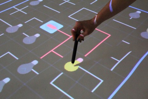 Mata Interaktywna Smartfloor Biela, Dobra Odbijająca, Łatwa W Czyszczeniu