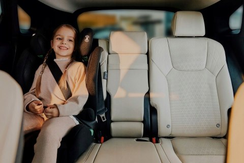 Fotelik Samochodowy Lionelo Igo I-Size Isofix 100-150 Cm Z Organizerem