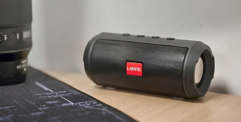 Głośnik bezprzewodowy Bluetooth 5.0 Boombox 3W FM USB 1200mAh Czarny