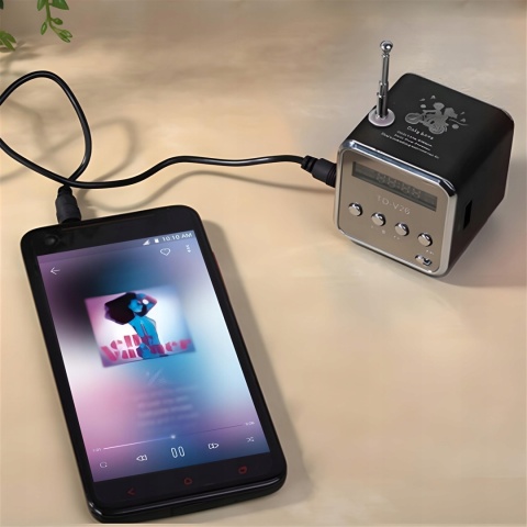 Mini Głośnik Bluetooth Retro z Radiem FM, MP3 i LED - przenośny 3W