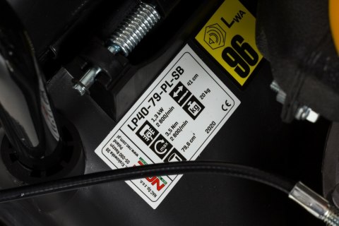 Kosiarka Spalinowa Nac Lp40-79-Pl-Sb 79,6Cc 40Cm Bez Napędu Z Olejem