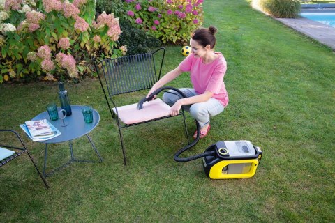 Odkurzacz Piorący Do Tapicerki Karcher Se 3-18 Compact Ekstrakcja I Pranie