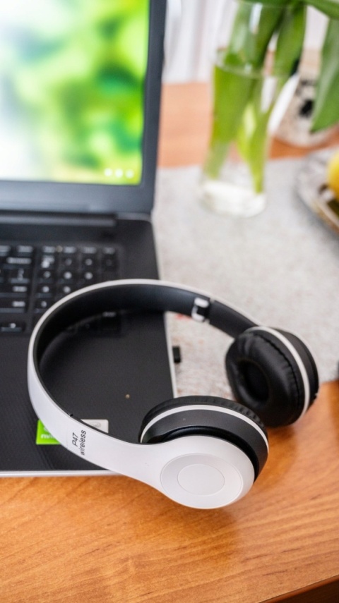 Bezprzewodowe słuchawki nauszne Bluetooth z mikrofonem - wysoka jakość dźwięku