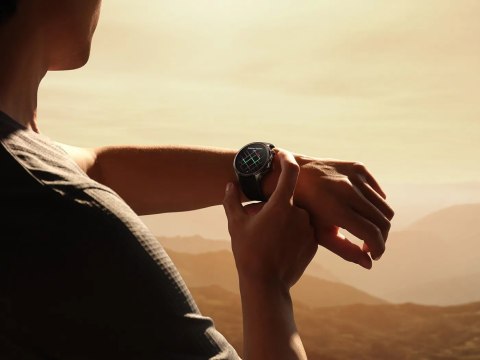 Oneplus Watch 3 1,5 Ltpo Amoled, Snapdragon W5, 100+ Trybów, Gps, Ip65