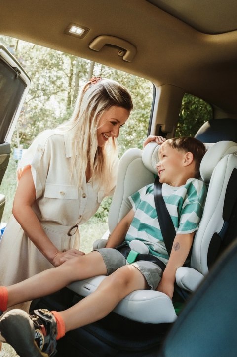 Fotelik Samochodowy Sorino Ceres Isofix I-Size 100-150Cm Z Tapicerką Mesh 3D
