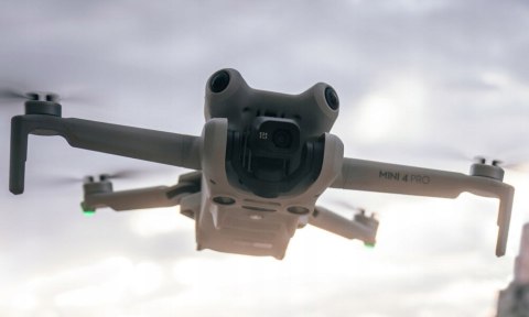 Dron Dji Mini 4 Pro Rc 2 4K/60Fps Hdr, 48Mp Raw, 3-Osiowy, 249G Kompaktowy
