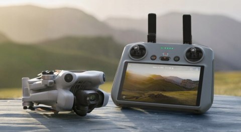 Dron Dji Mini 4 Pro Rc 2 4K/60Fps Hdr, 48Mp Raw, 3-Osiowy, 249G Kompaktowy