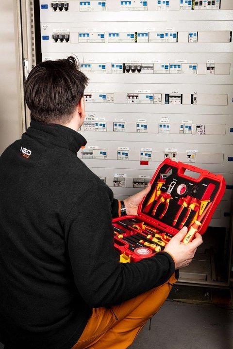 Neo Tools 13-El. Zestaw Elektryka - Izolowane Szczypce, Wkrętaki, Próbnik