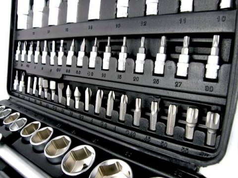 Zestaw Kluczy Nasadowych 108 El - Walizka, Nasadki 1/4+1/2, Torx Grzechotka