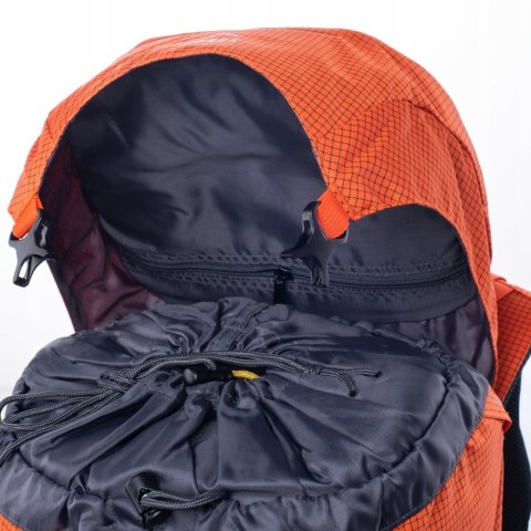 Plecak Trekkingowy Indiano 35L, Komora Dzielona, Nośny System, Kieszenki