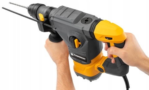 Młot udarowy Powermat 2600W SDS+ 5,5J z walizką i akcesoriami