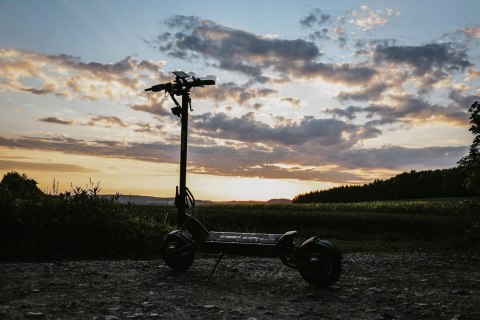 Hulajnoga Elektryczna 3000W 10-Calowe Koła, Hydrauliczne Hamulce, Ipx6