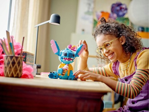 Lego Disney 43249 Stitch 730 Elementów Ruchoma Głowa, Lodowy Rożek, Kwiatek
