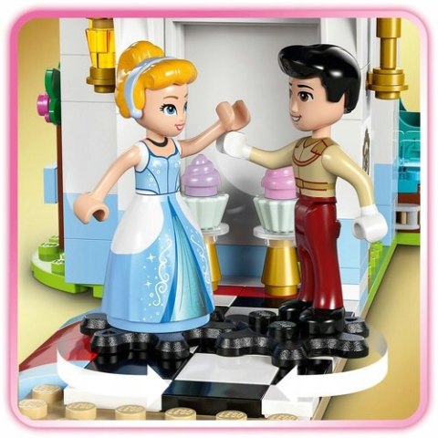 Lego Disney 43275 Zamek Kopciuszka I Kareta Z Czwórką Postaci 596 Elementów