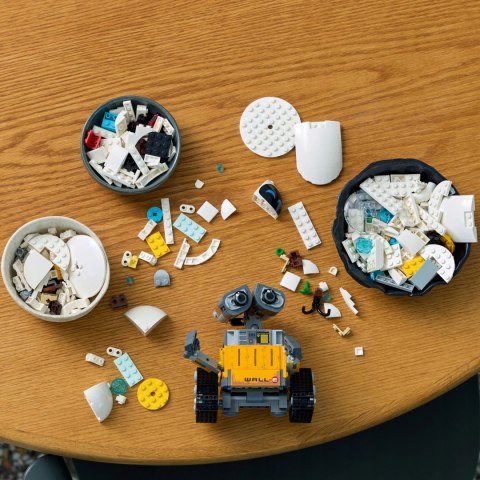 Lego Disney 43279 Wall-E I Ewa 811 Elementy R Dla Fanów Konstrukcji I Kolekcjonerów