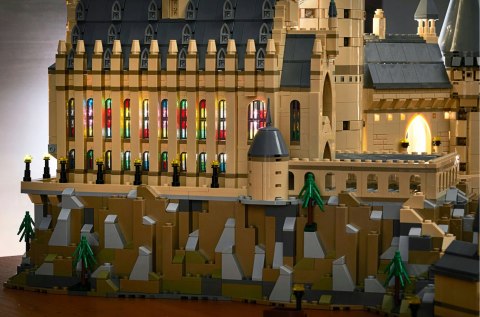 Lego Harry Potter 71043 Zamek Hogwart - Kolekcjonerski Model, Minifigurki