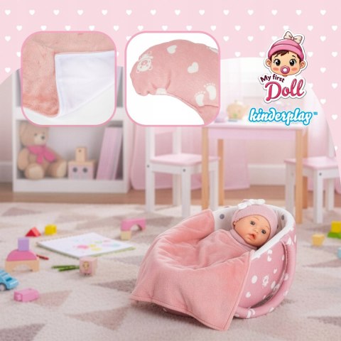 Lalka Bobas 30 Cm Z Nosidełkiem, Poduszką, Kołderką I Smoczkiem Kinderplay