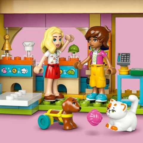 Lego Friends 42650 Sklep Dla Zwierząt: Minifigury I Akcesoria Do Zabawy