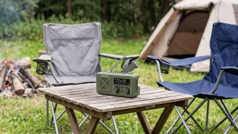 Radio solarne Krüger&Matz KM0835 AM/FM, powerbank 2000 mAh, dynamo, latarka i SOS