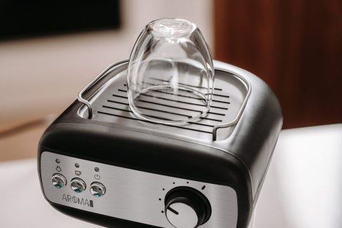 Ekspres kolbowy Teesa Aroma 400 TSA4009, 15 bar, 1,2 l, 850 W, spieniacz mleka
