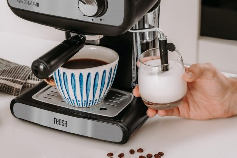 Ekspres kolbowy Teesa Aroma 400 TSA4009, 15 bar, 1,2 l, 850 W, spieniacz mleka
