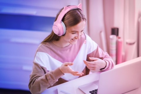 Słuchawki gamingowe Krüger&Matz Gamer Kids KM0658, mikrofon, USB i 3,5 mm, różowe