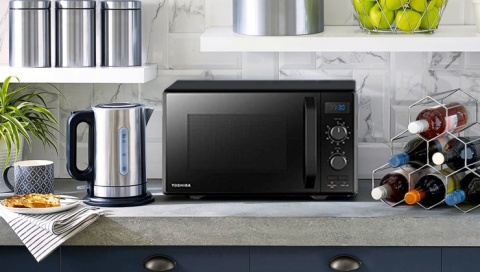 Kuchenka Mikrofalowa Toshiba 700W Czarna 20L Timer Automatyczny 5 Poziomów