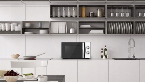 Mikrofalówka Biała Toshiba 20L 700W Mechaniczna, 5 Poziomów Mocy, Timer Led
