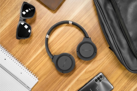 BEZPRZEWODOWE SŁUCHAWKI Z MIĘKKIMI NAUSZNIKAMI KRUGERMATZ WAVES2 MIKROFON