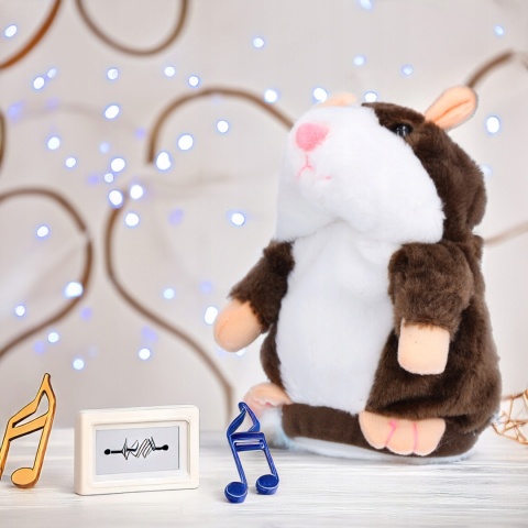 INTERAKTYWNY CHOMIK PLUSZAK POWTARZAJĄCY DŹWIĘKI ZABAWKA EDUKACYJNA 16CM