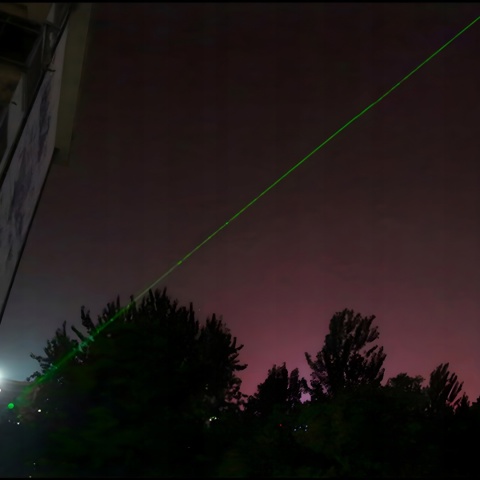 MOCNY LASER WSKAŹNIK ZIELONY IDEALNY DO PREZENTACJI SUPER ZASIĘG 90 km