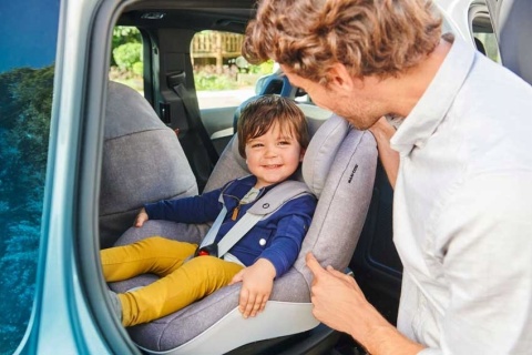 Maxi-Cosi Pearl Pro2 i-Size Fotelik Samochodowy 9-18 kg, ISOFIX, Bezpieczeństwo