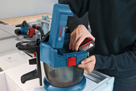 Odkurzacz akumulatorowy Bosch GAS 18V-10 L, bezworkowy, do mokrego i suchego