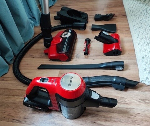 Odkurzacz pionowy Bosch Unlimited 7 ProAnimal BCS711PET bezprzewodowy