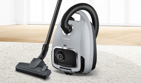 ODKURZACZ BOSCH BGB6X330 600W FILTR HEPA, STEROWANIE NA RĄCZCE, 12M PRZEWÓD
