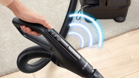 ODKURZACZ BOSCH BGB6X330 600W FILTR HEPA, STEROWANIE NA RĄCZCE, 12M PRZEWÓD