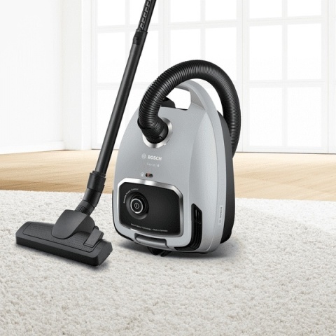 ODKURZACZ BOSCH BGB6X330 600W FILTR HEPA, STEROWANIE NA RĄCZCE, 12M PRZEWÓD