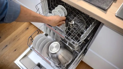 Robot planetarny Bosch MUMS2EW20 700W, 3,8L, 4 prędkości, 3 mieszadła
