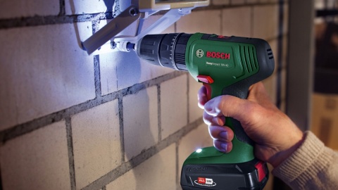 Wiertarko-wkrętarka akumulatorowa Bosch EasyImpact 18V-40, 2x2Ah, ładowarka