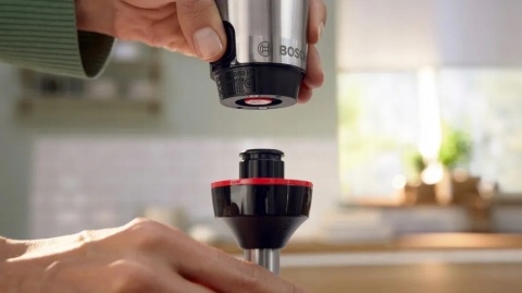 Blender ręczny BOSCH MSM66120 600W z rozdrabniaczem i nożem QuattroBlade